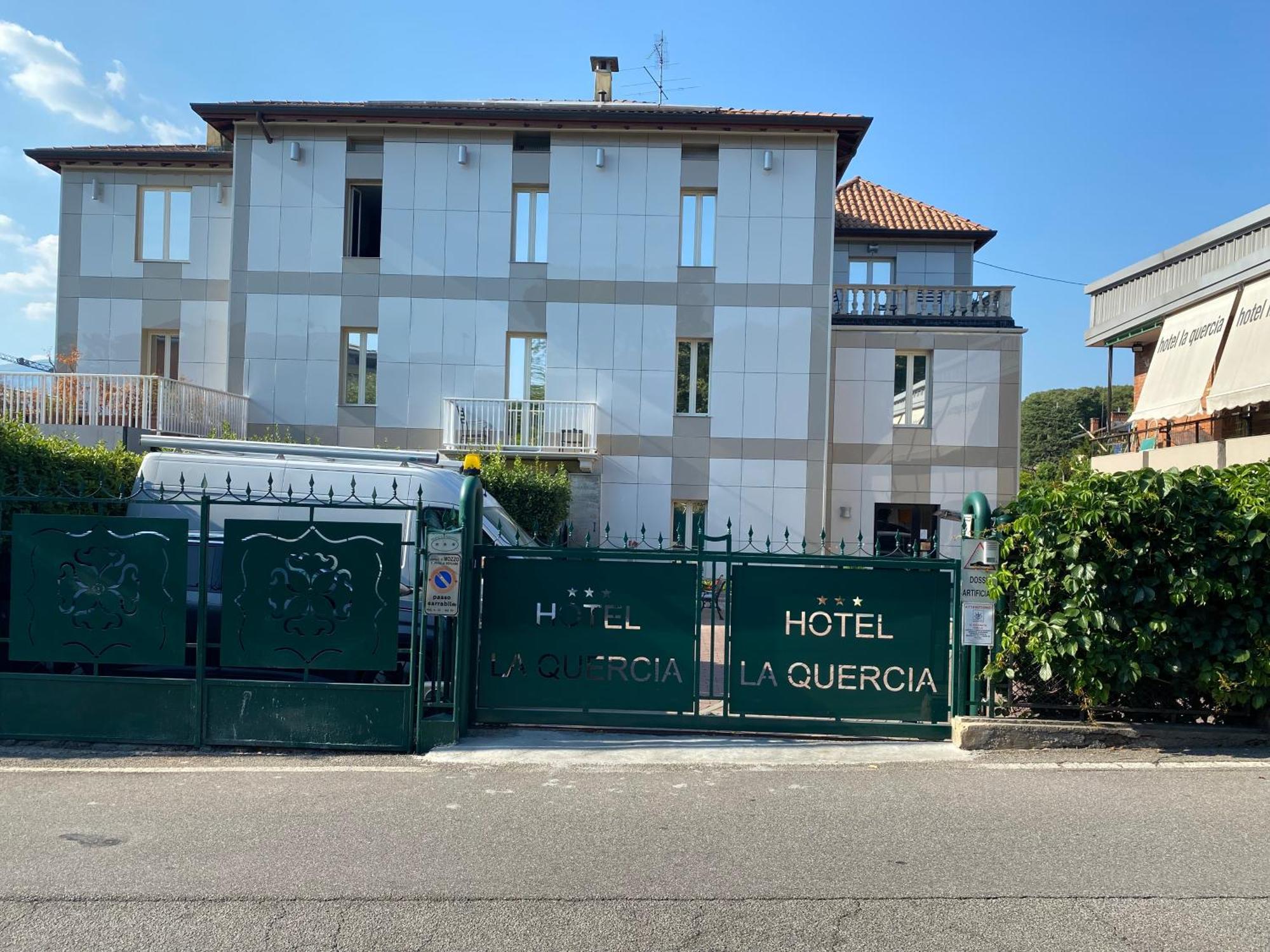 Hotel La Quercia Mozzo Buitenkant foto