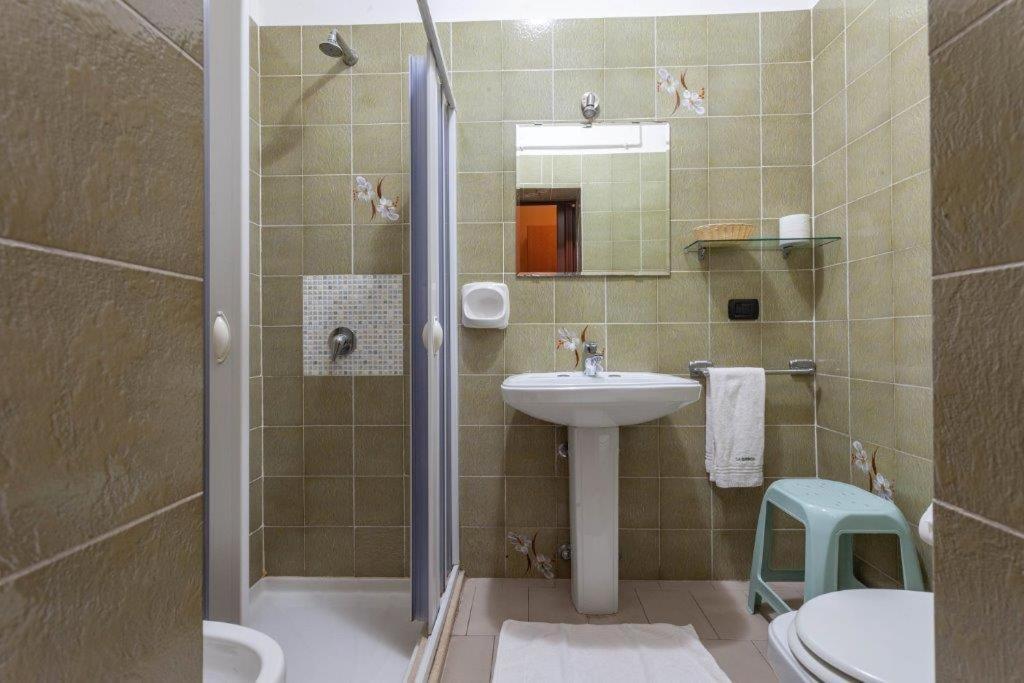 Hotel La Quercia Mozzo Buitenkant foto